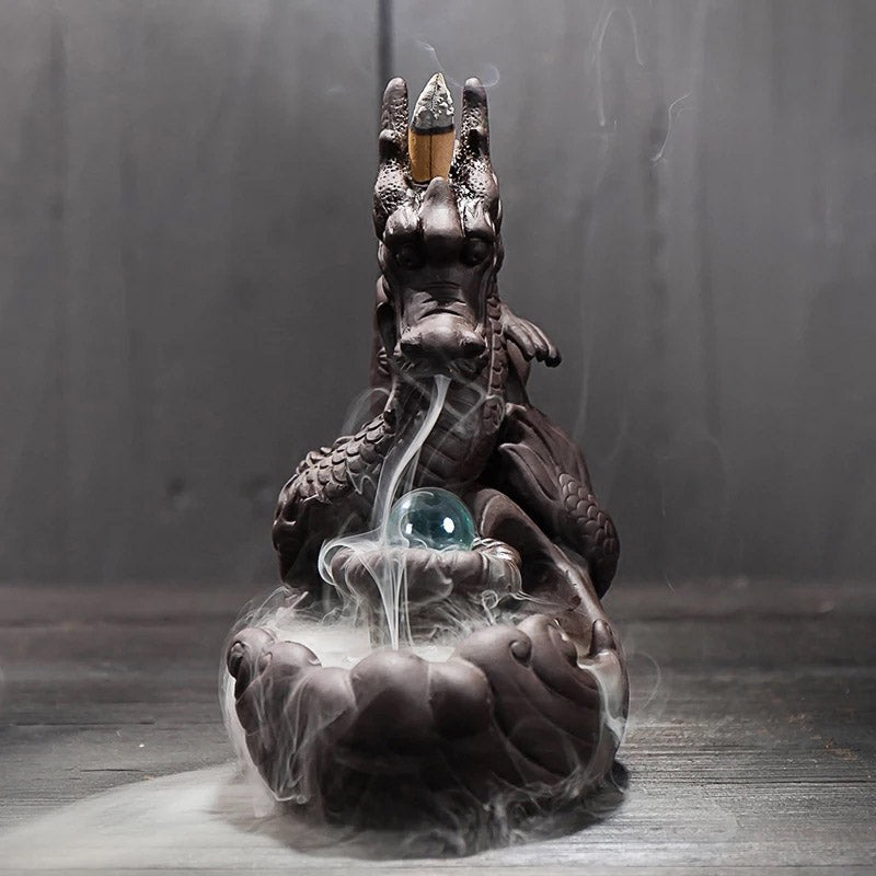 Brûleur porte-encens Dragon original en céramique et sa boule de cristal