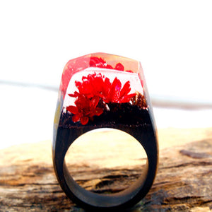 Bague Red flowers en bois et résine pour femme anneau magique et mystérieux